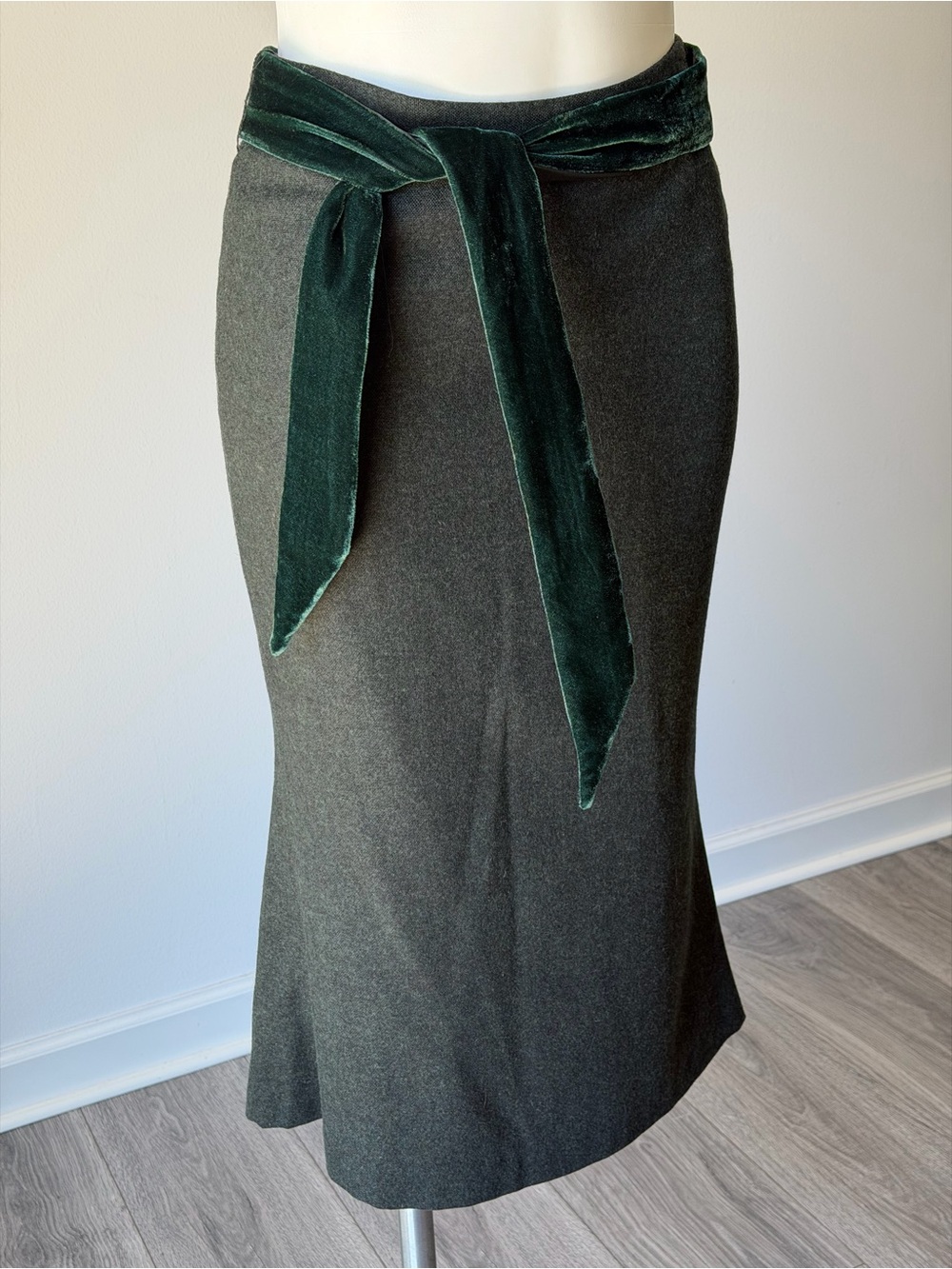 H&M Dark Green Wool Blend Midi Skirt w/Green Velvet Tie